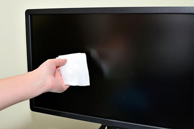 LCD Monitör ve Televizyon Nasıl Temizlenir?