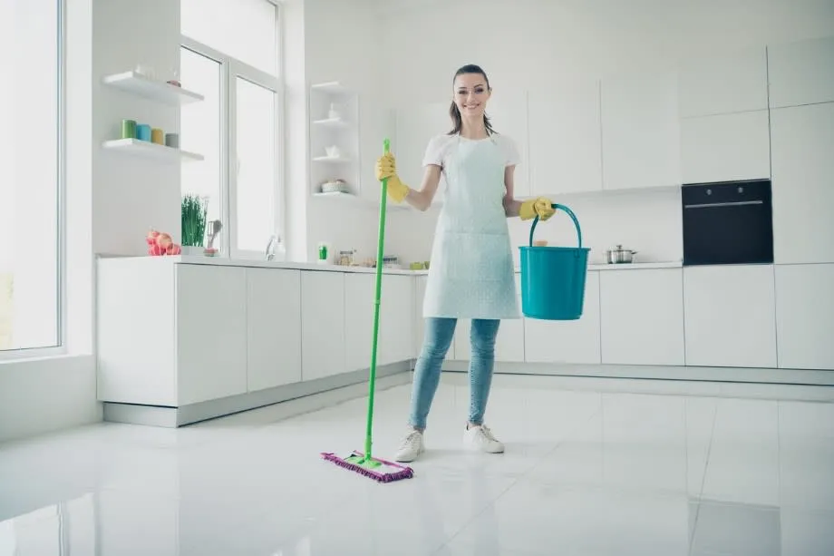 Kendi Ev Temizleme Ürünlerinizi Yapmanın Yolları