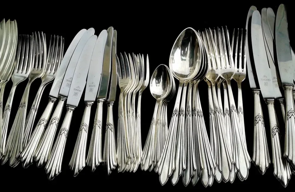 Metal Mutfak Eşyalarını Parlatmanın Doğal Yolları